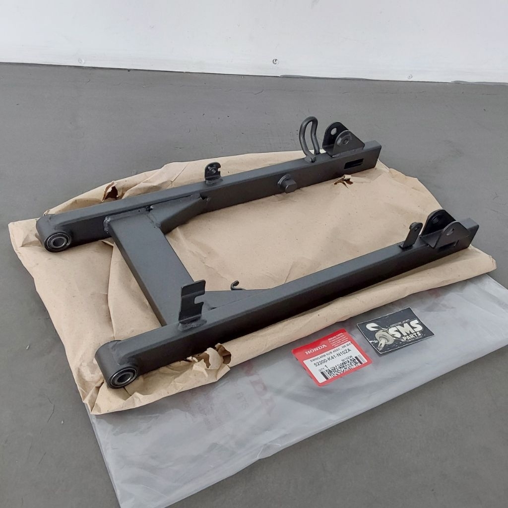 Lengan Ayun Porok Belakang Swing Arm Double Cakram Supra X 125 FI (2014 - 2025) Original 52200 K41 N