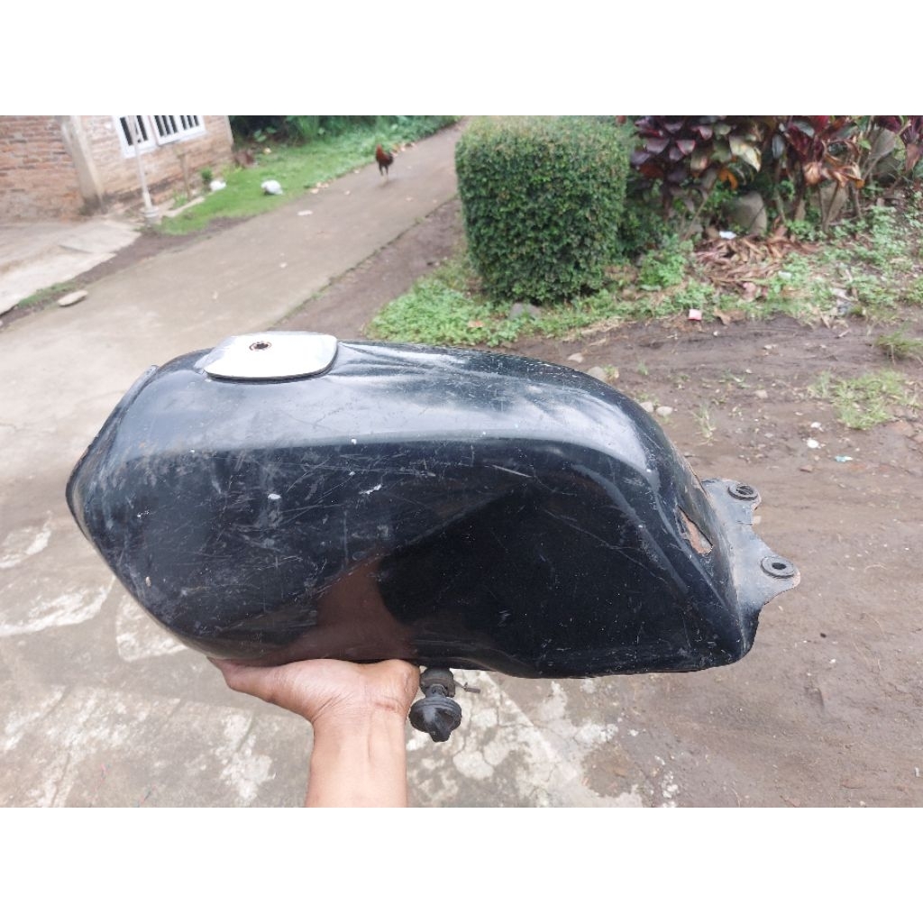 Tengki Tangki Suzuki TRS Katana Trs Original Bahan