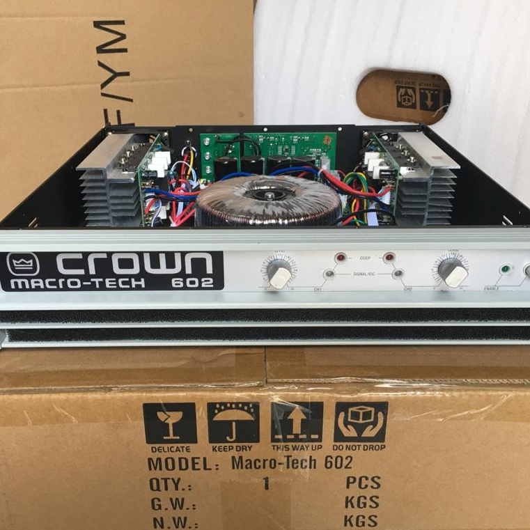 Power Amplifier Crown Macro Tech 602