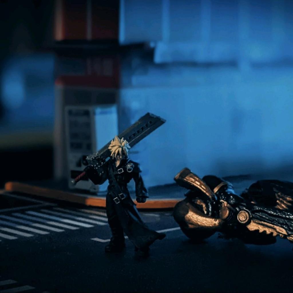 Miniature Figure FINAL FANTASY CLOUD Advent Children and Fenrir 1/64 HO diorama for diecast
