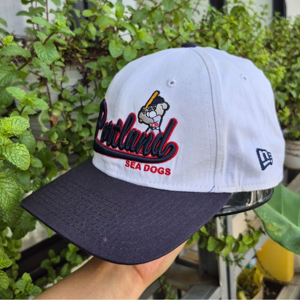 Topi Preloved New Era MiLB Portland Sea Dogs Hitam Putih