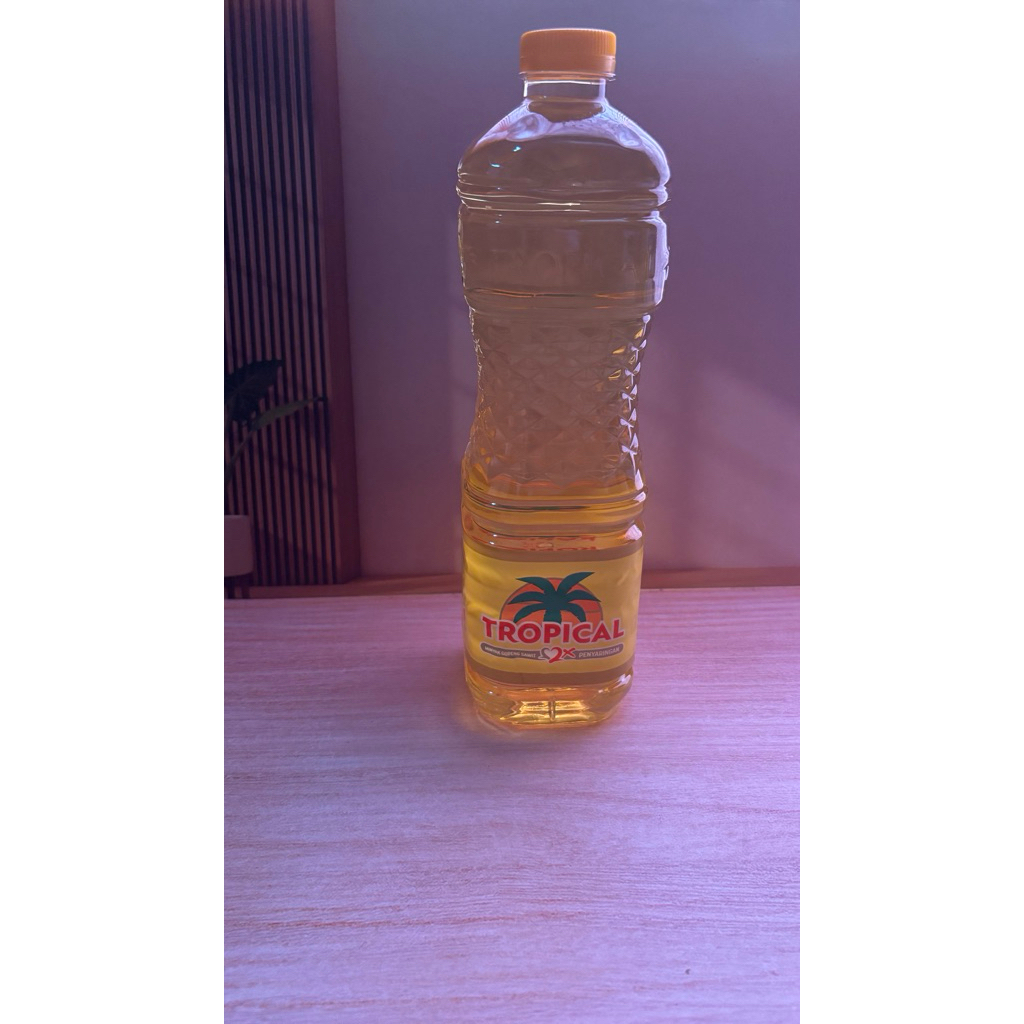 Minyak Goreng Tropical 1 Liter - Dua Kali Penyaringan, Kualitas Jernih, Kemasan Praktis