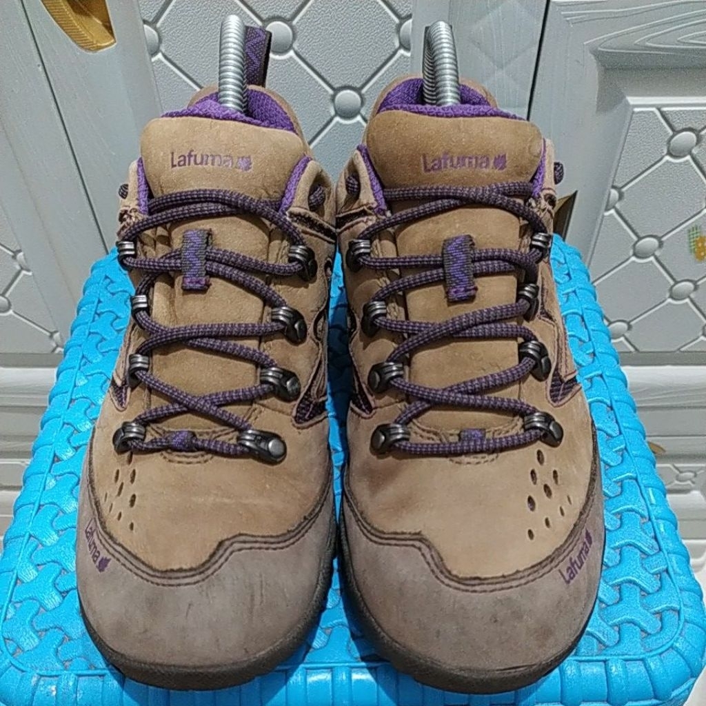 Sepatu Second Hiking Lafuma Size 38,5 Insole 24,5 cm