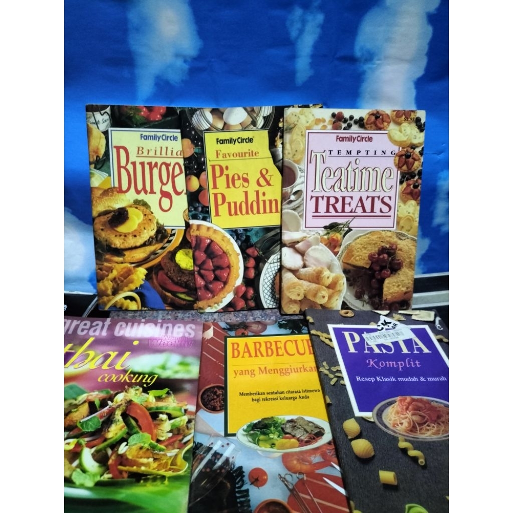 BUKU BEKAS RESEP MASAKAN FAMILY CIRCLE