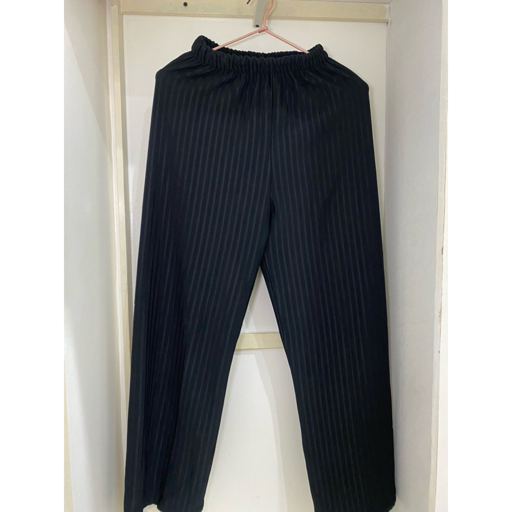 Pleated Pants Loose Loose Kulot Wanita Highwaist