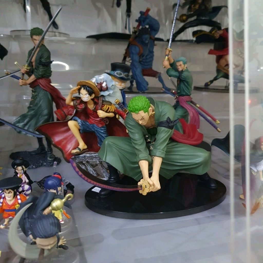 ONE PIECE - Zoro -Scultures big banpresto figure colosseum