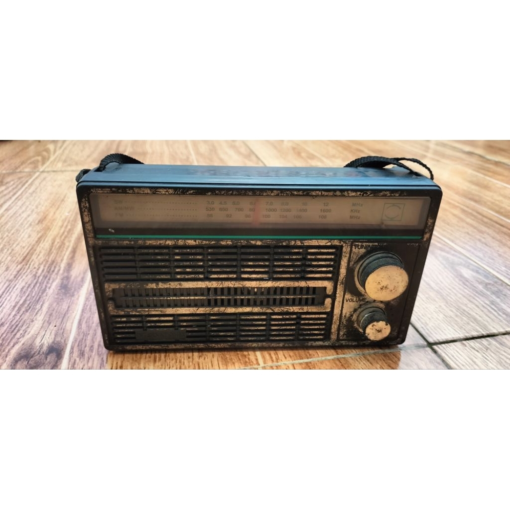Radio jadul kecil