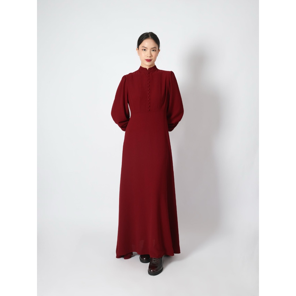 Thenblank x Isyana - Sarasvati Dress in Maroon