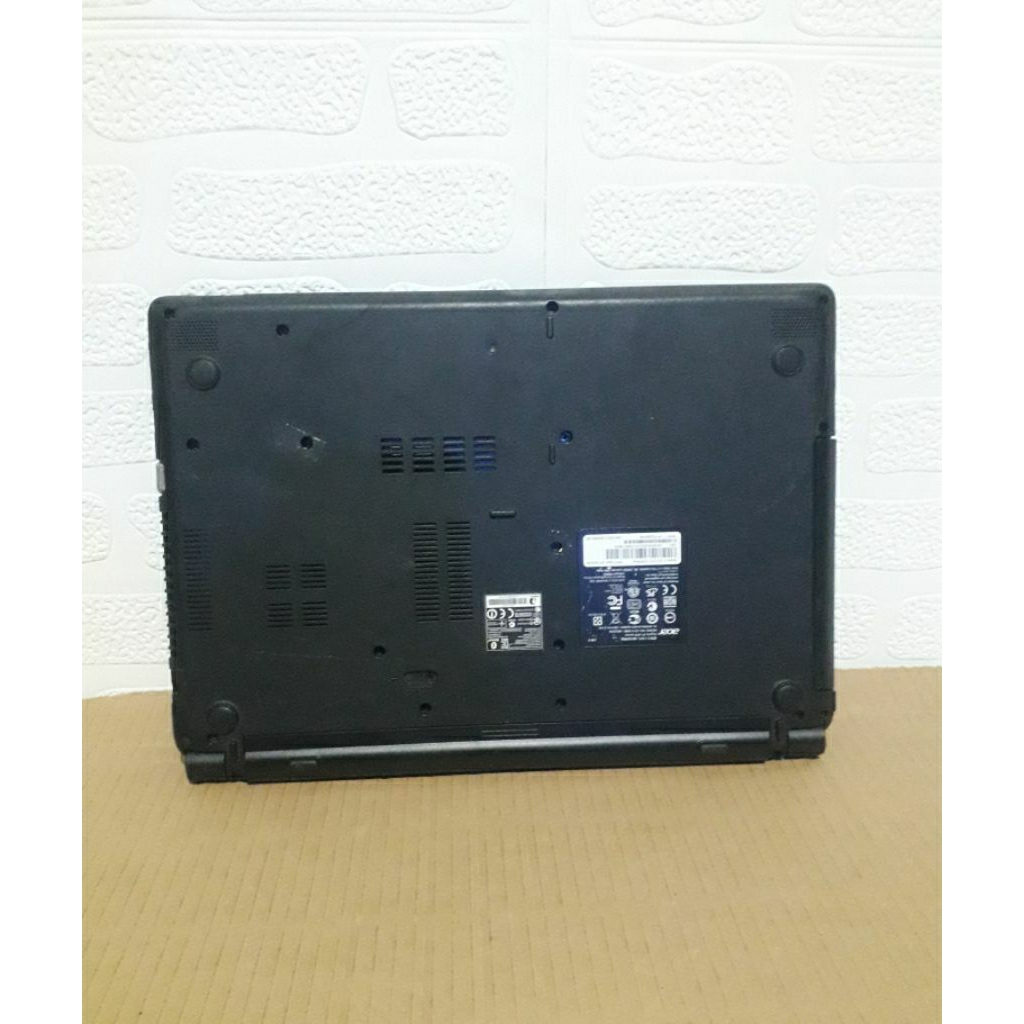 laptop acer e1 472g ,ssd 128 ram 4gb ,core i5 gen 4
