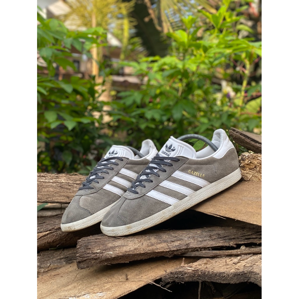 adidas gazelle og II