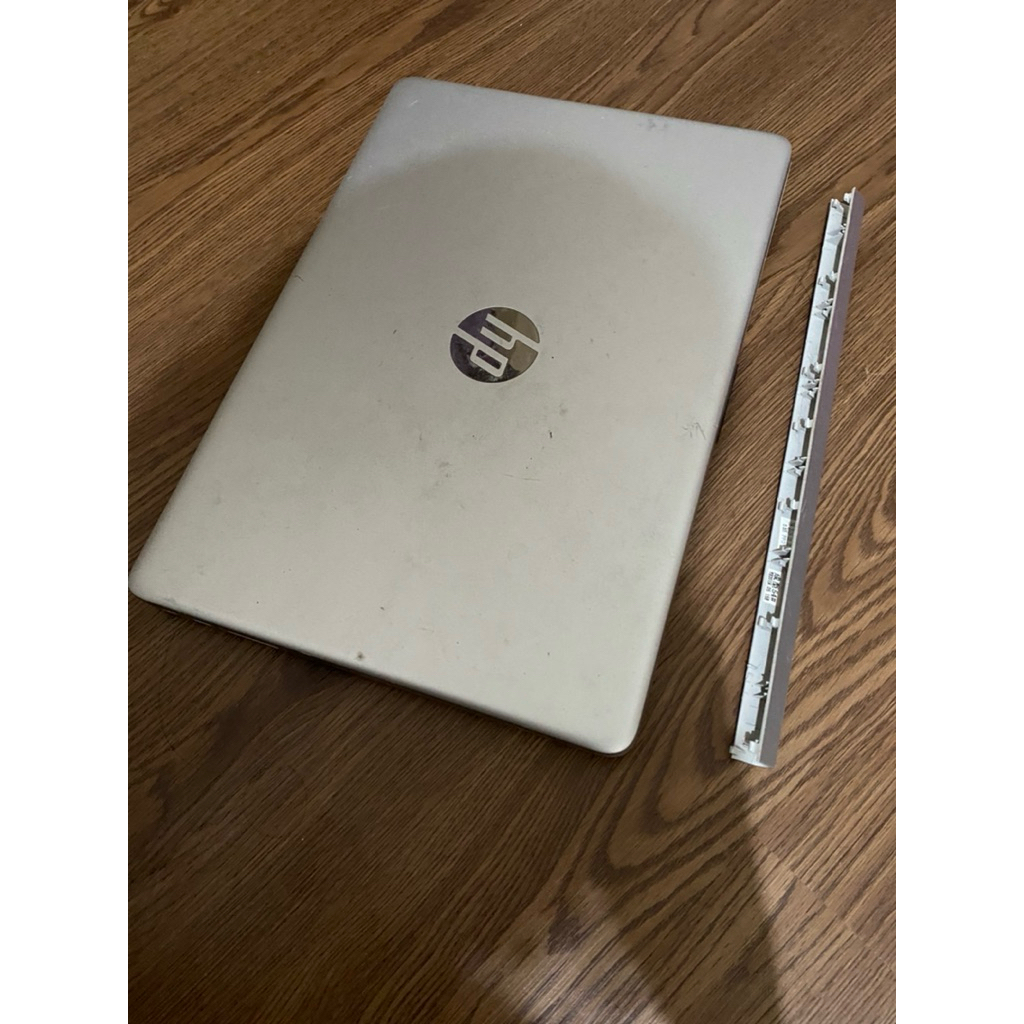 Laptop HP 14s-dkOxxx Second