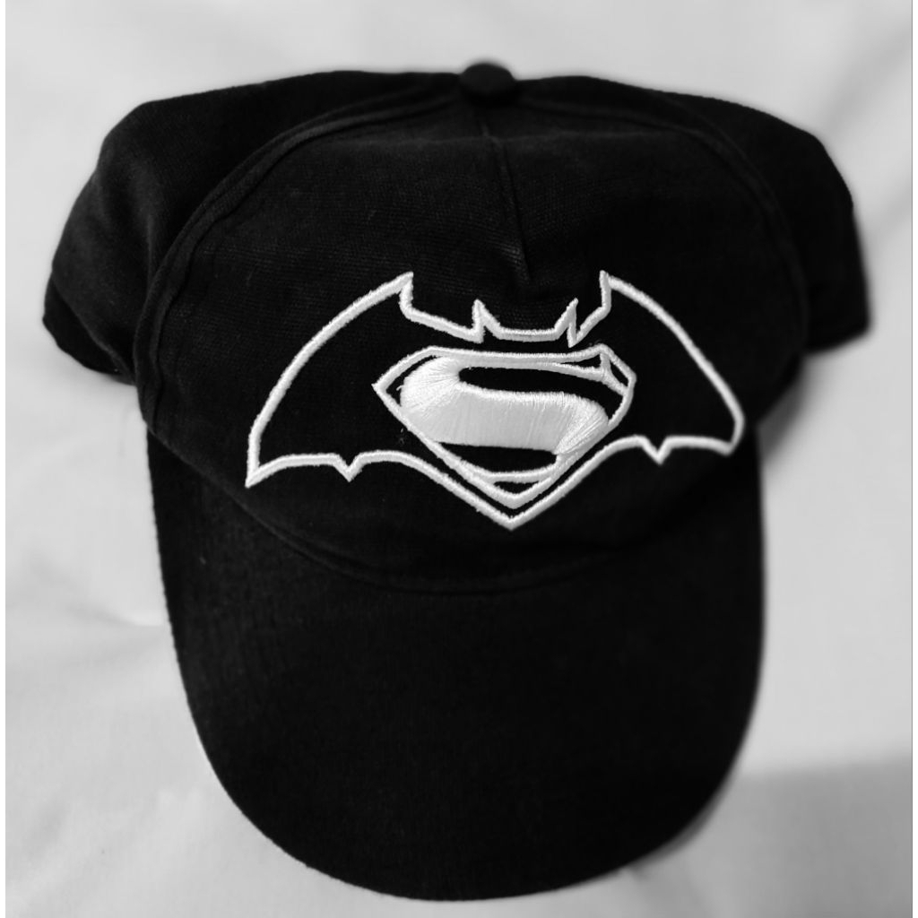 Topi Superman vs Batman /Preloved