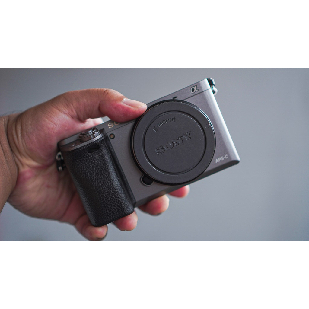 Sony Alpha A6000 Grey (Body Only)