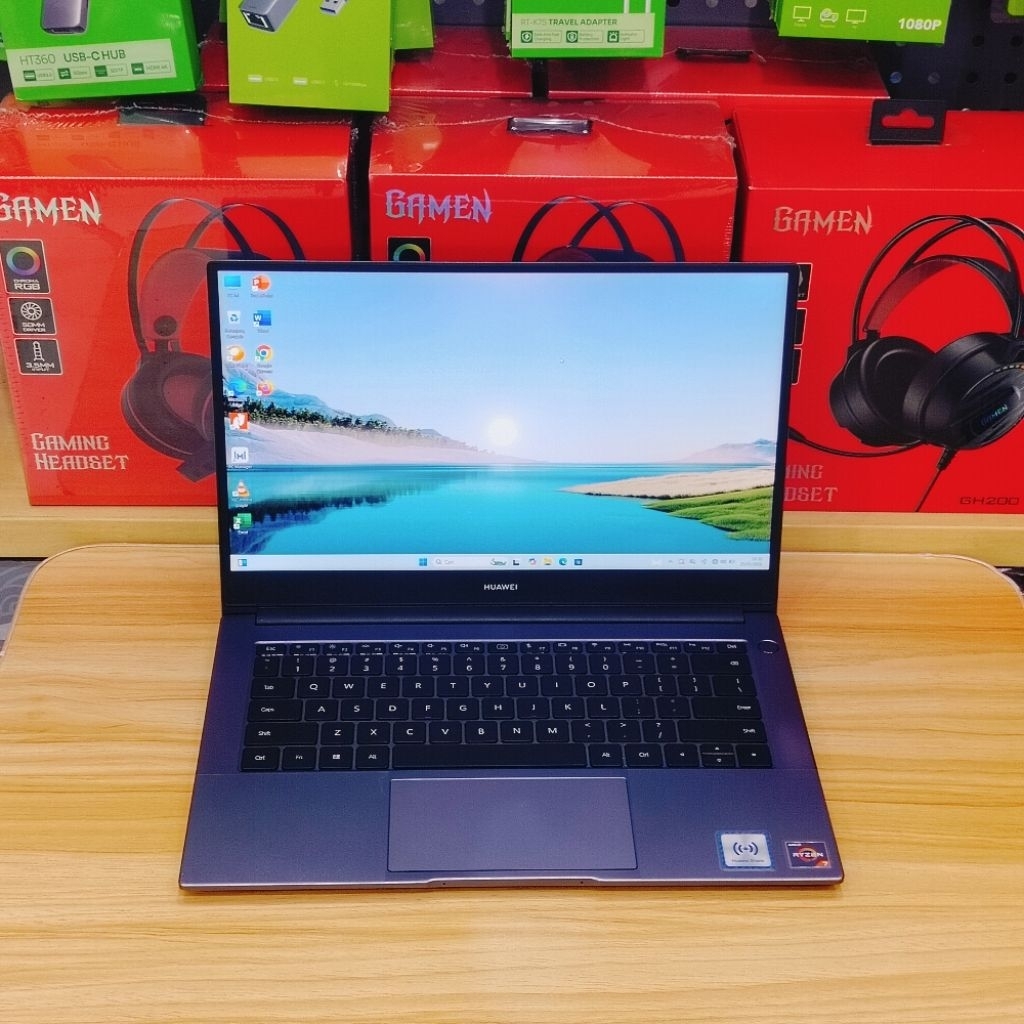 PROMO Laptop Huawei MateBook D14 Ryzen 7 3700U 8/512GB Vega 10 Mulus Siap Pakai