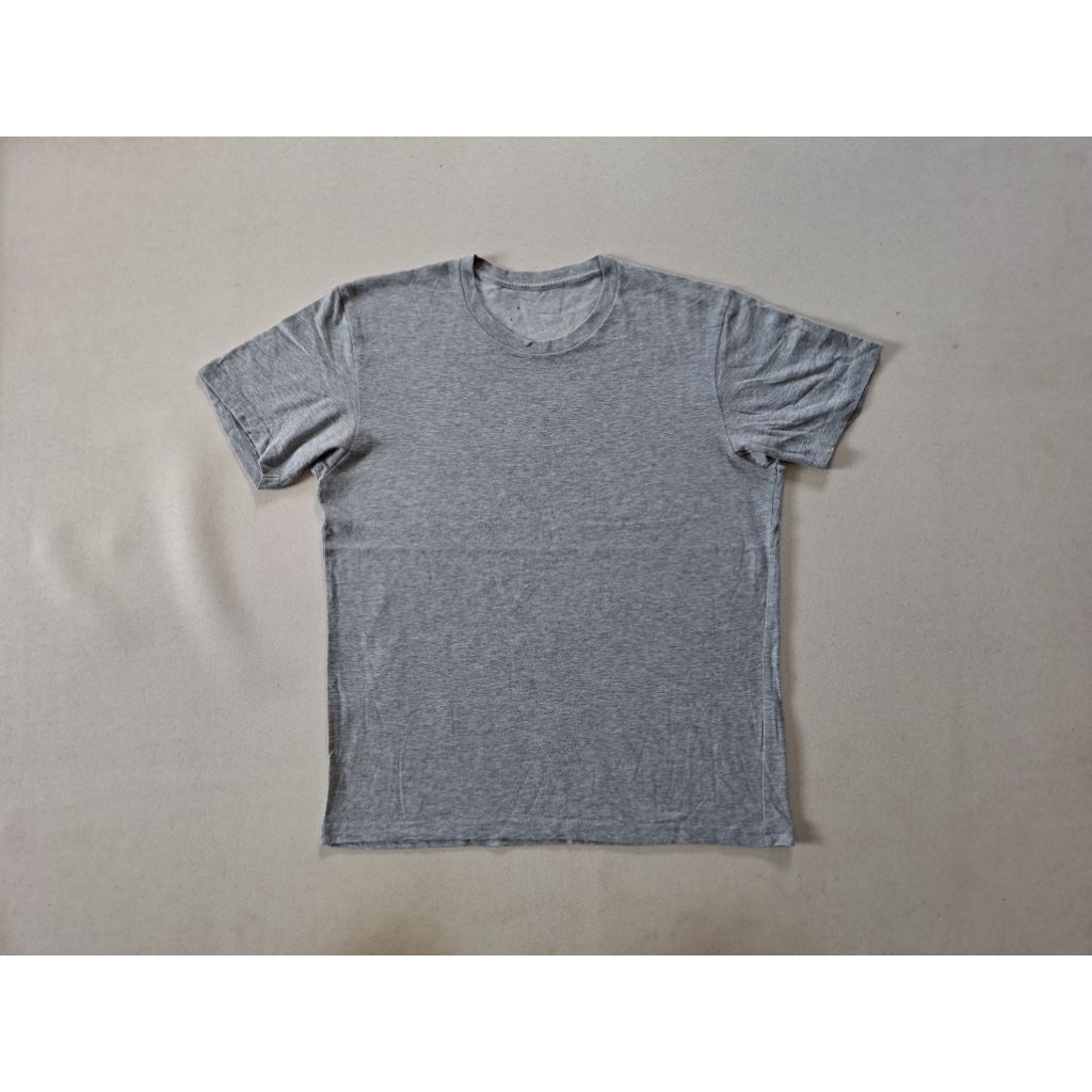 TSHIRT KAOS UNIQLO POLOS BASIC SHORT ORIGINAL 100%