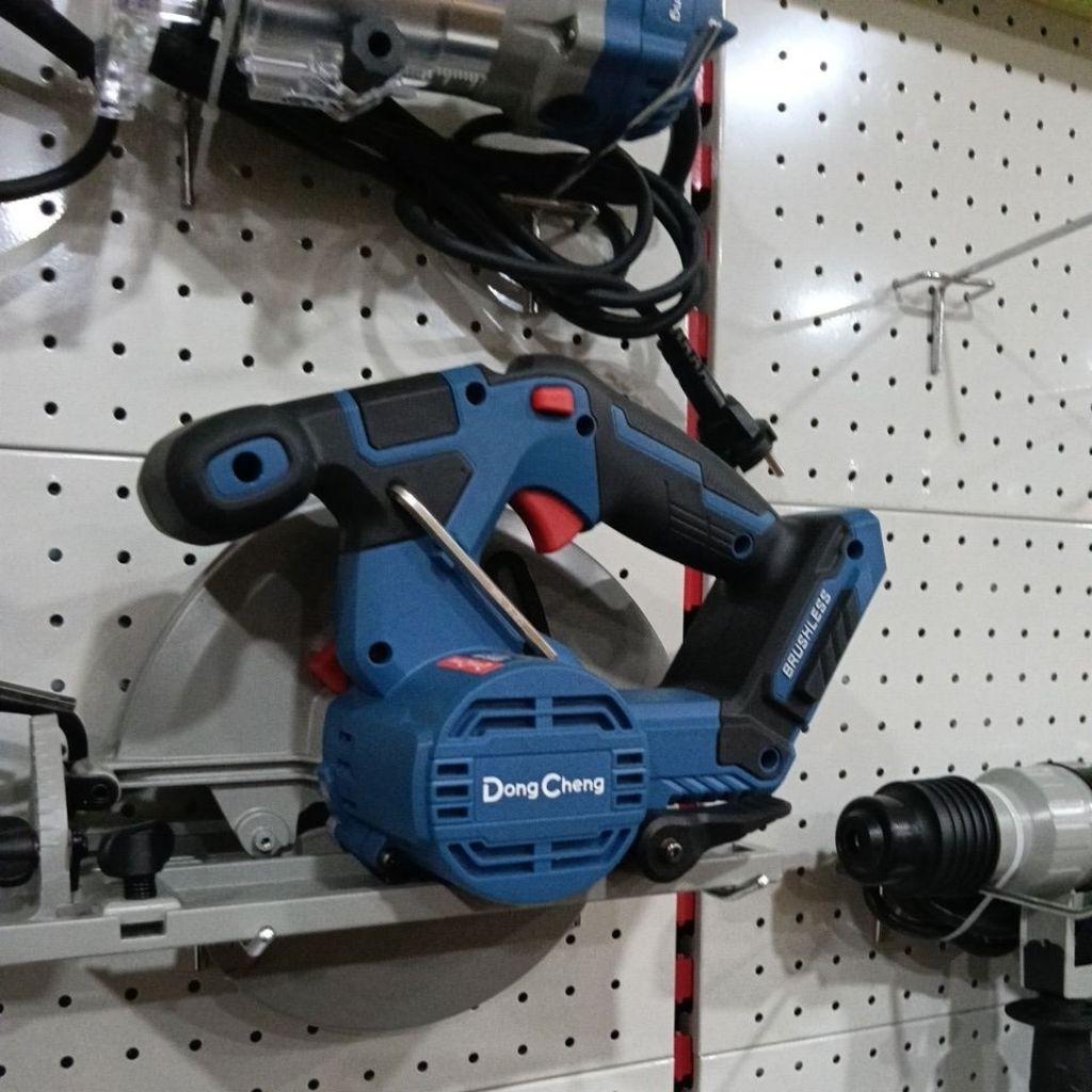 Circular saw 7 inci baterai Dongcheng