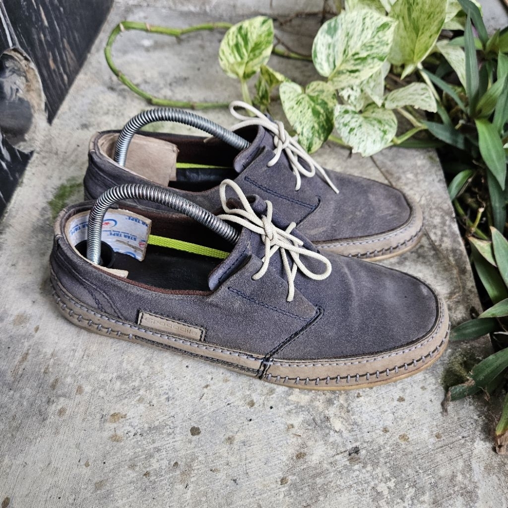 sepatu kasual second crocodile size 43(28cm)