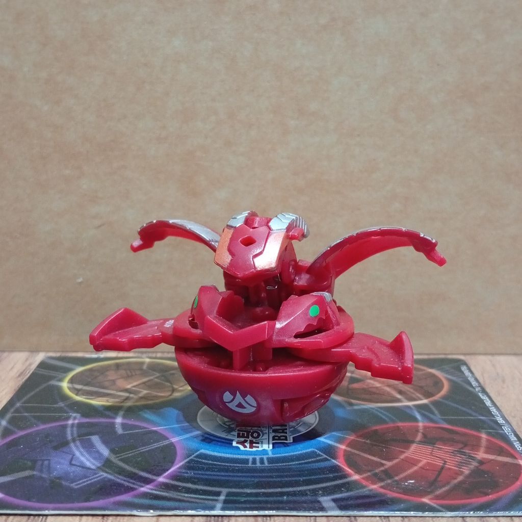 Bakugan Percival Pyrus
