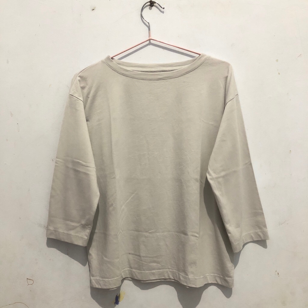 MUJI TSHIRT