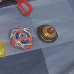 Beyblade meteor dragoon + rachet bit operate