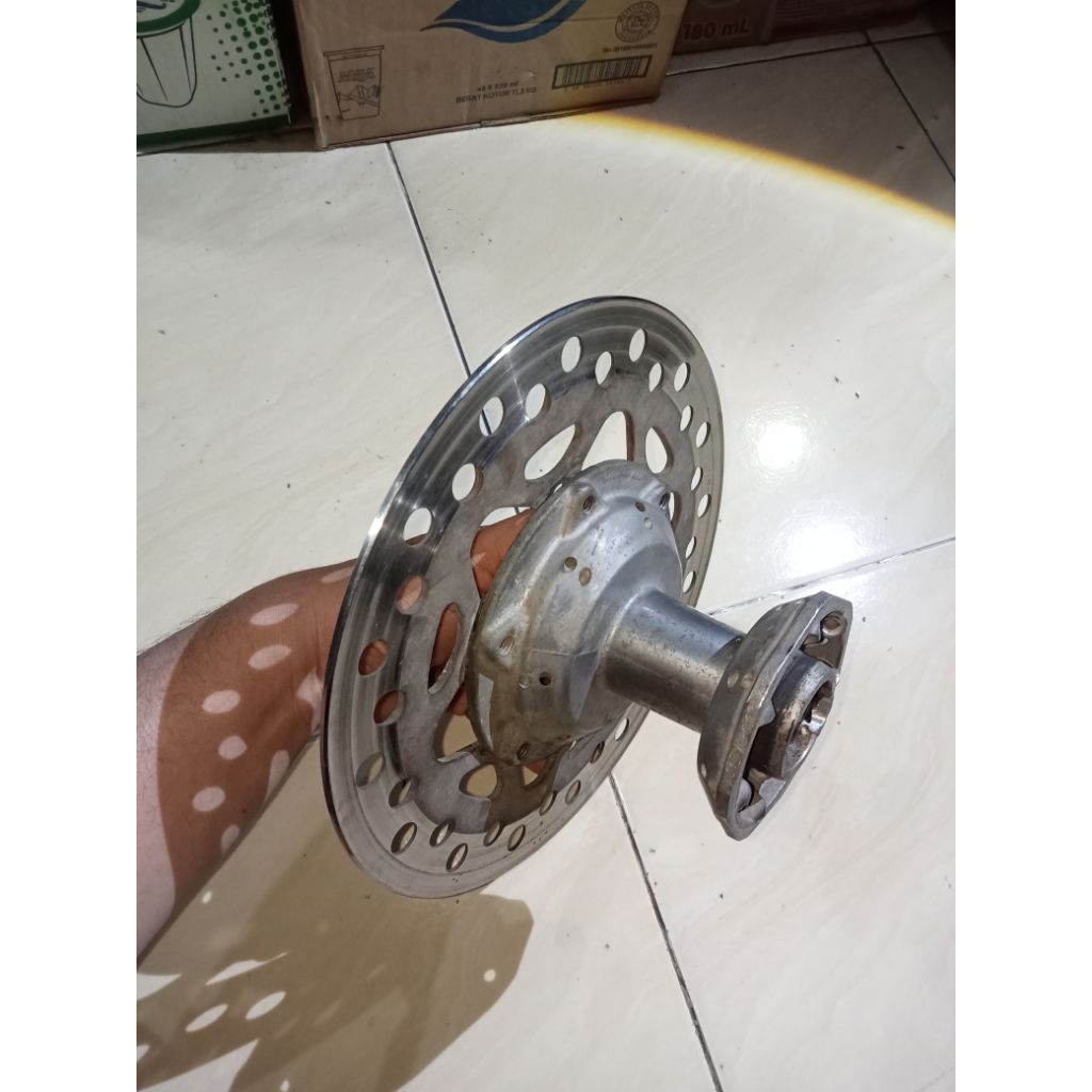 Tromol depan KLX Klx Hole 28 original