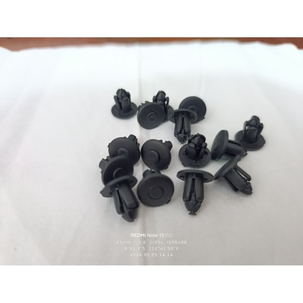 BautKlipKancingBodyRivetPlastikHondaGenio