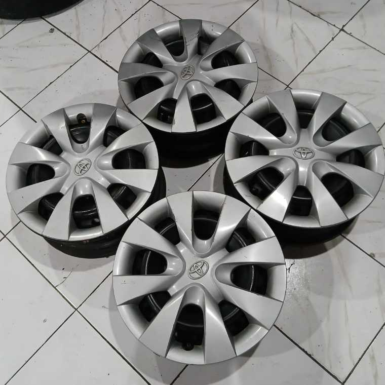 Velg Bekas Kaleng Ring 14 Lubang Pcd 4x114,3 KALENG AVANZA XENIA R14X5 H4X114,3