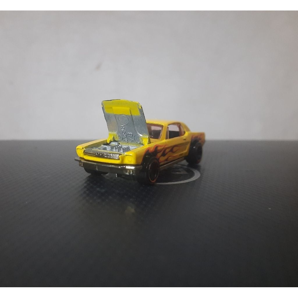 Hot Wheels 65 Mustang