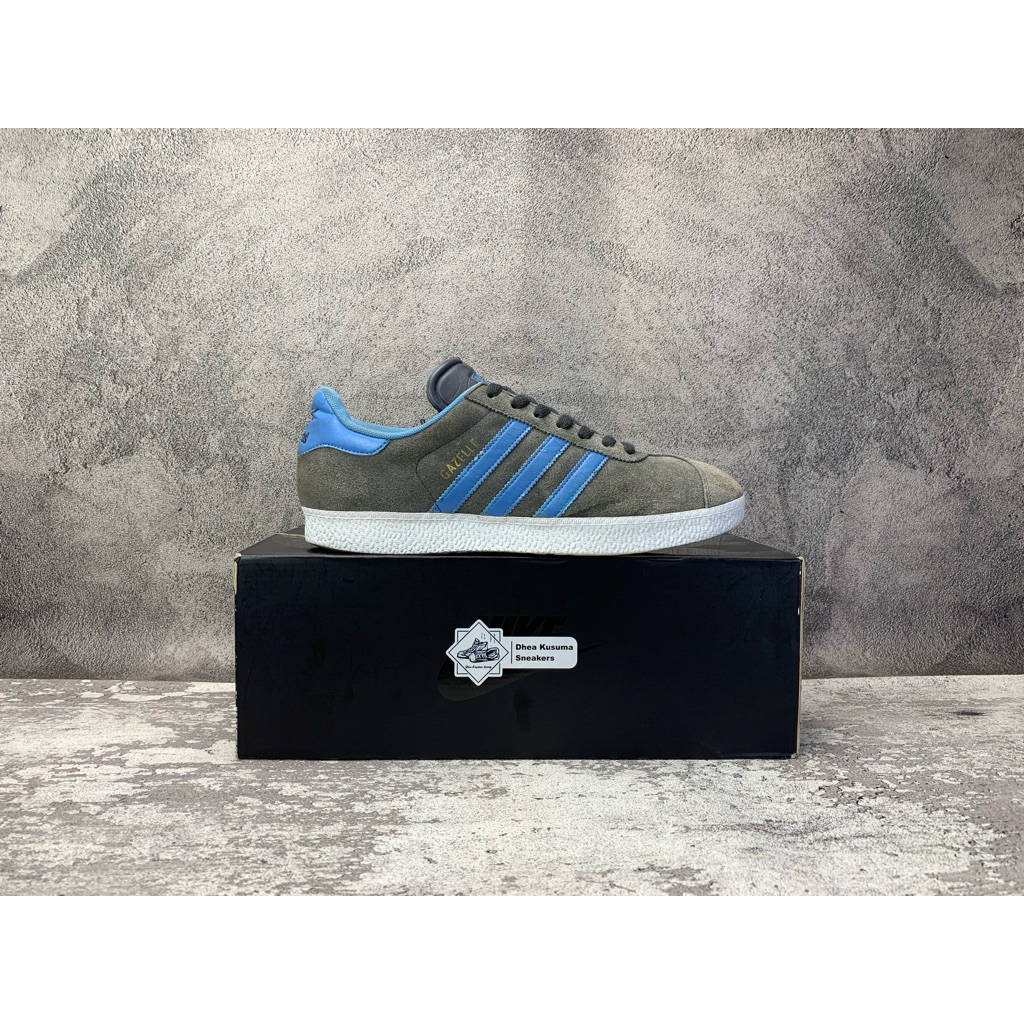 Sepatu Second Casual Adidas Gazelle  Size 43 1/3 insole 27,5 cm  Original Guarantee 100%