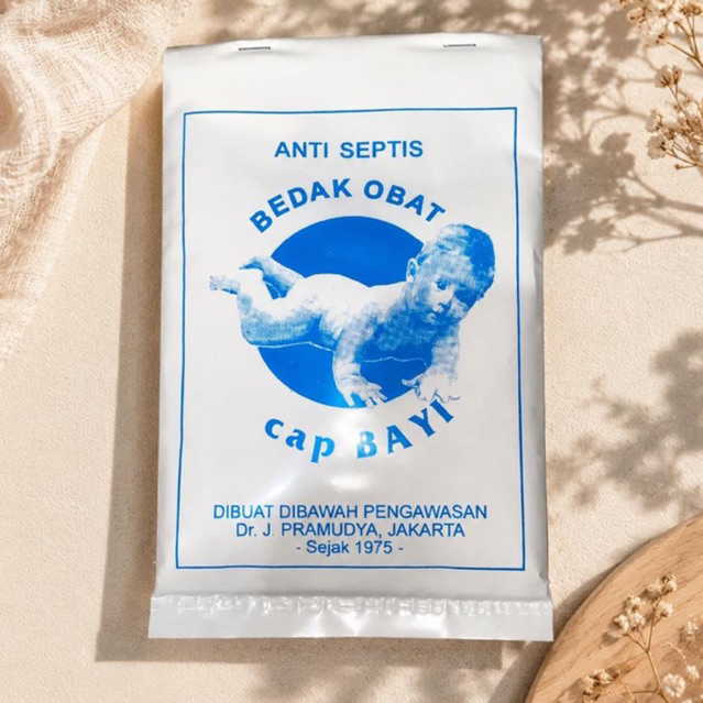 Bedak obat Cap Bayi 90 gr - Antiseptik, gatal-gatal, Bau keringat
