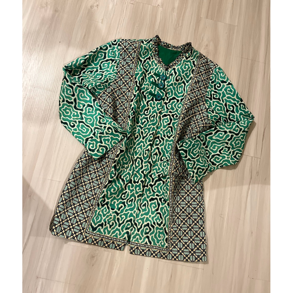 batik hijau wanita