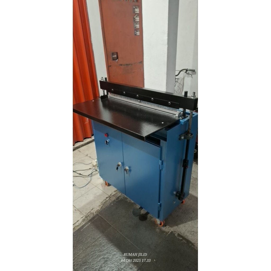 mesin jilid kawat spiral mesin lubang spiral buku, kalender, losselief semi motor