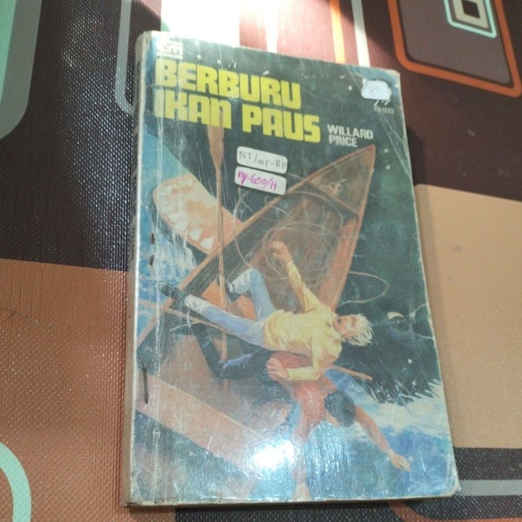 Berburu Ikan Paus Willard Price