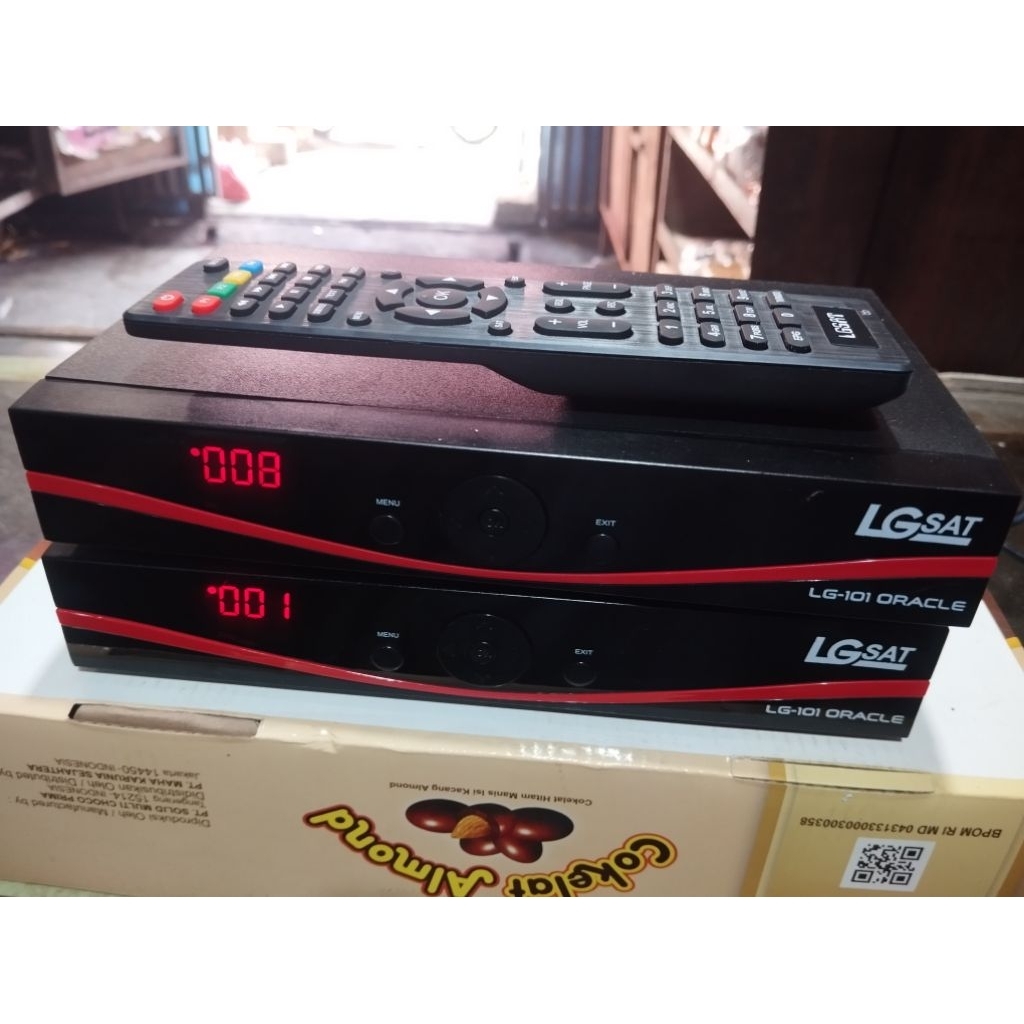 DIJUAL 2 SET RECIVER PARABOLA LG SAT 101 EX NINMEDIA NORMAL BISA C-BAND /KU - BAND REMOT ADA1 KONDIS