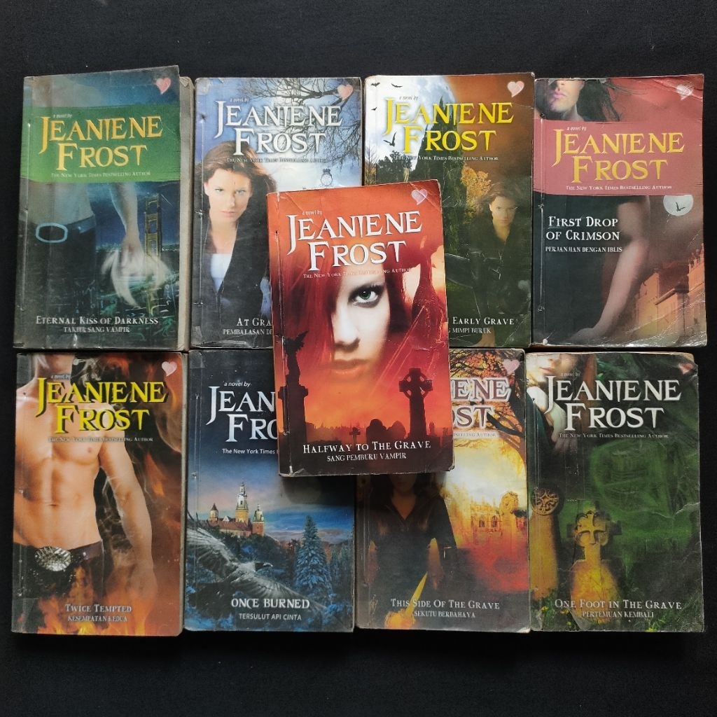 Buku/Novel Fantasi Bekas Original Karya Jeaniene Frost