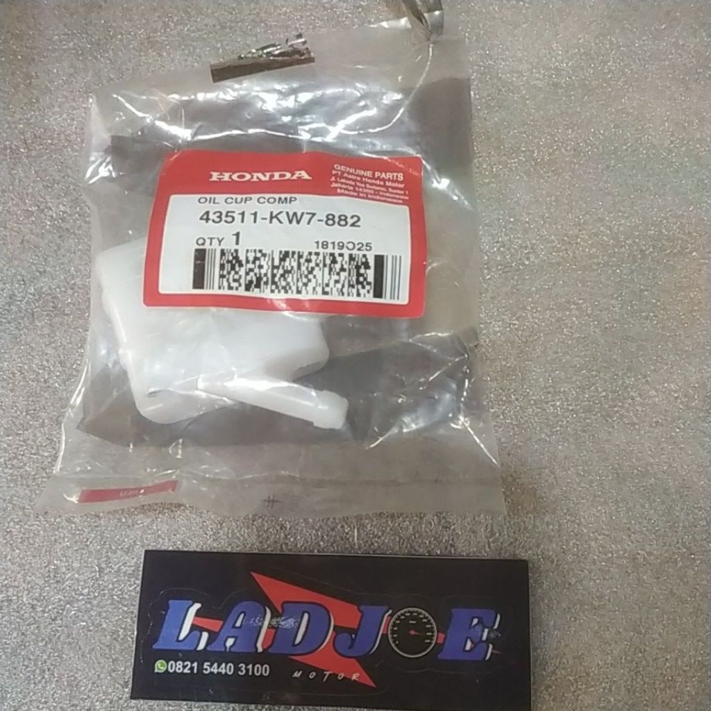 cup oil/botol minyak rem belakang cb150R/43511-kw7-882/honda