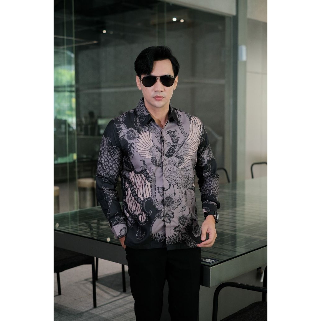 kemeja batik pria lengan panjang motif Garuda kencana