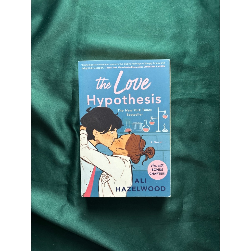 PRELOVED - Novel/Buku The Love Hypothesis - Ali Hazelwood
