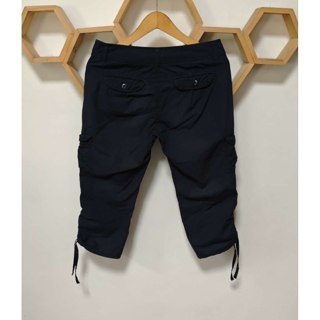 CARGO PENDEK UNIQLO CEWEK SIZE 29