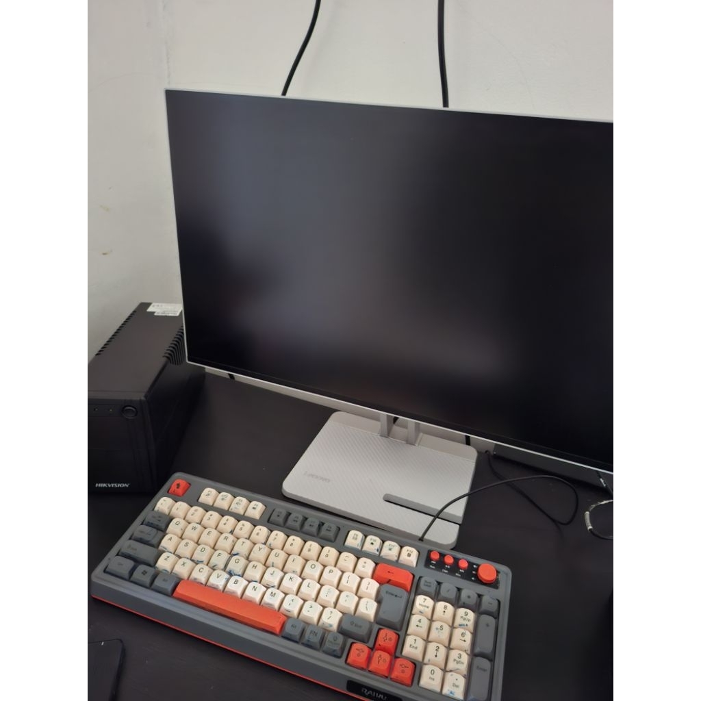 PC Gaming Komputer 1 set lengkap Monitor, UPS, CPU