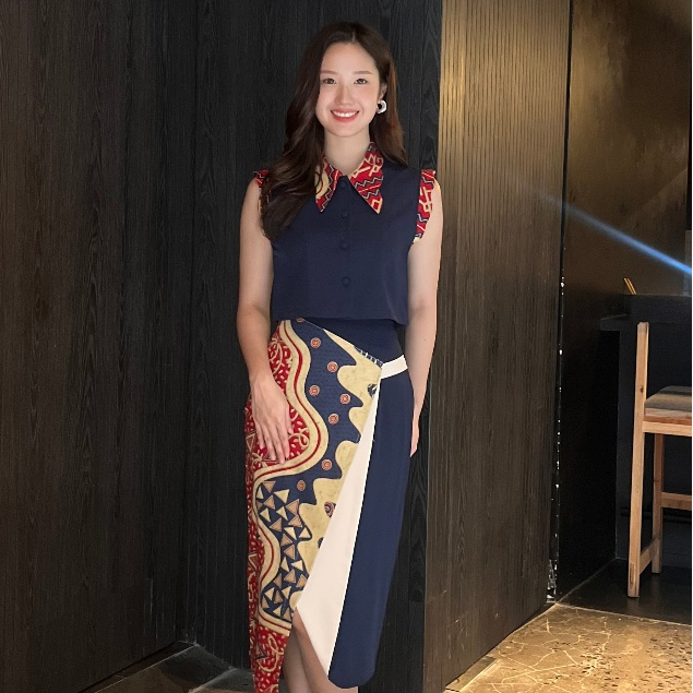 Melvee Batik - Blair SET - Atasan Batik Wanita Rok Batik Modern