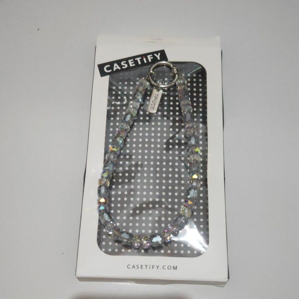 strap phone casetify kristal