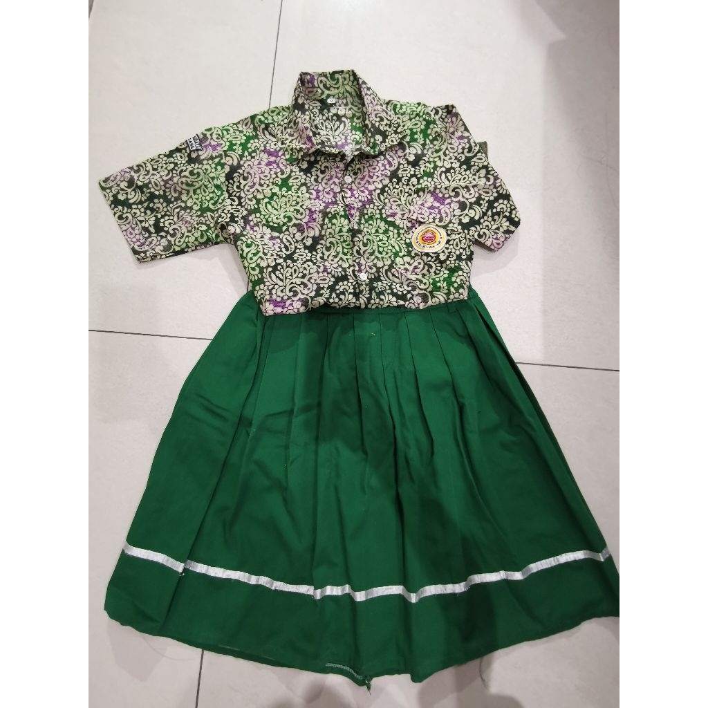 Baju sekolah Seragam batik cinta budaya
