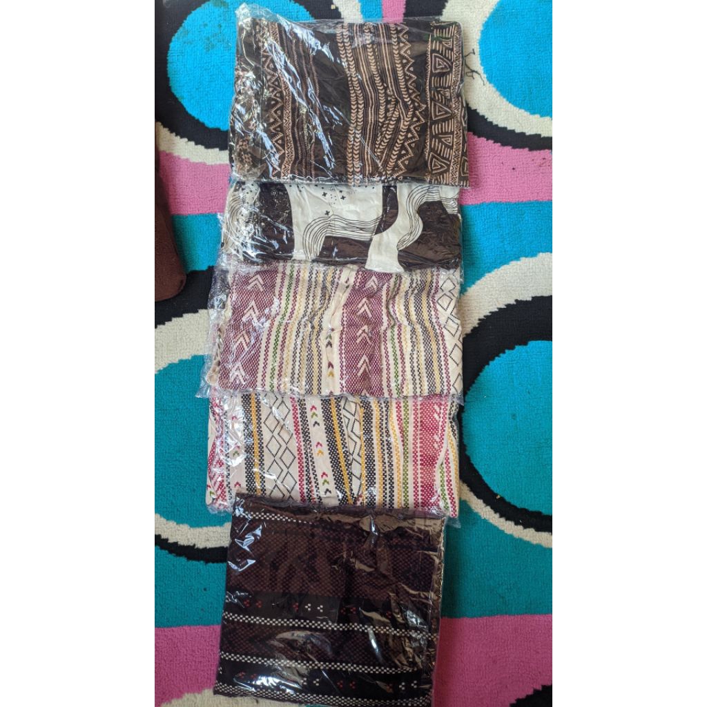 CELANA RAYON MOTIF SEKODI