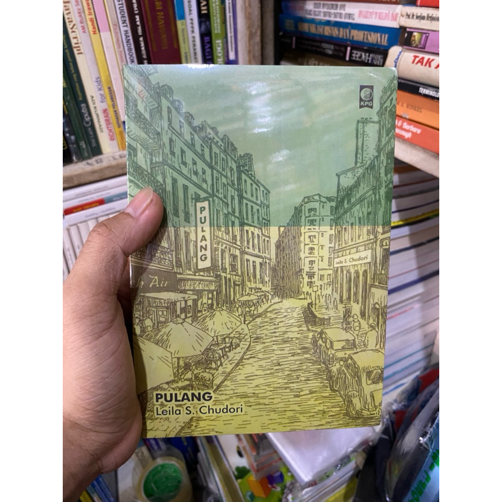 PULANG, leila s chudori