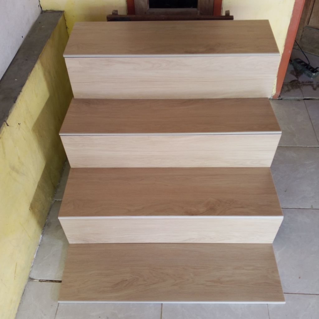 Stepnosing Granit Tangga, Bevel, Bullnose, Pingul