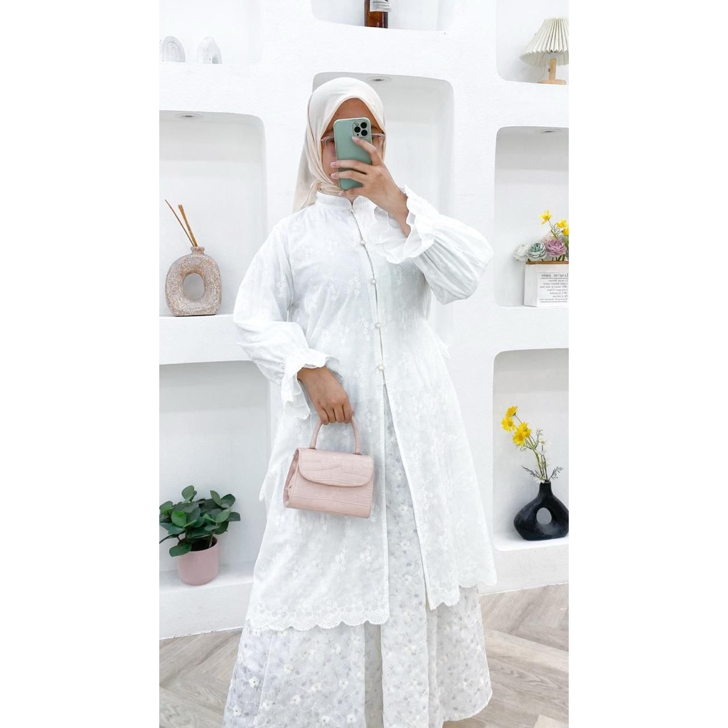 Amia Tunik Katbol tunic bordir katun bolong broken white kondangan
