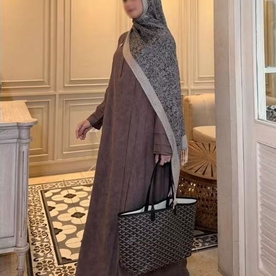 Thaqiyah Abaya - Nadeea.id
