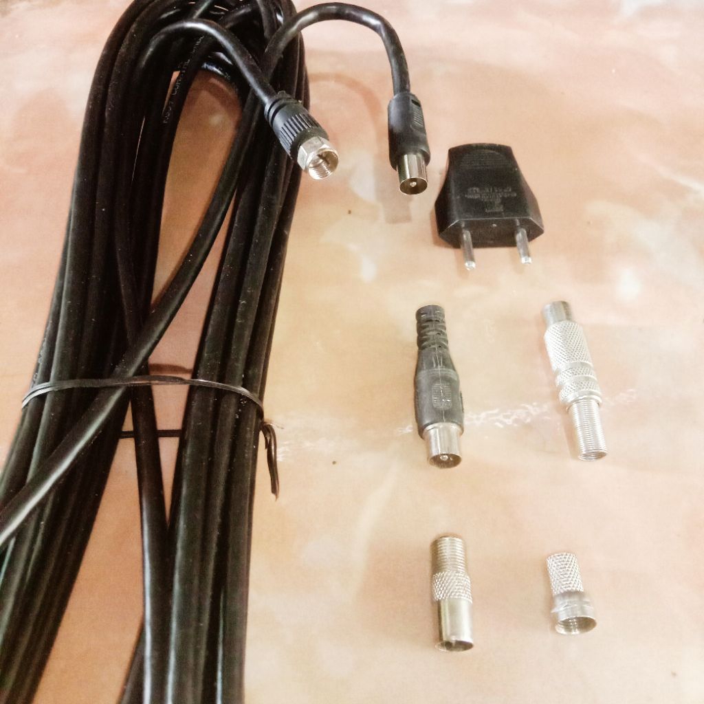 kabel antena tv murah permeter dan 10-15 meter / kabel antina murah 10 meter dan 15 meter / jek colo