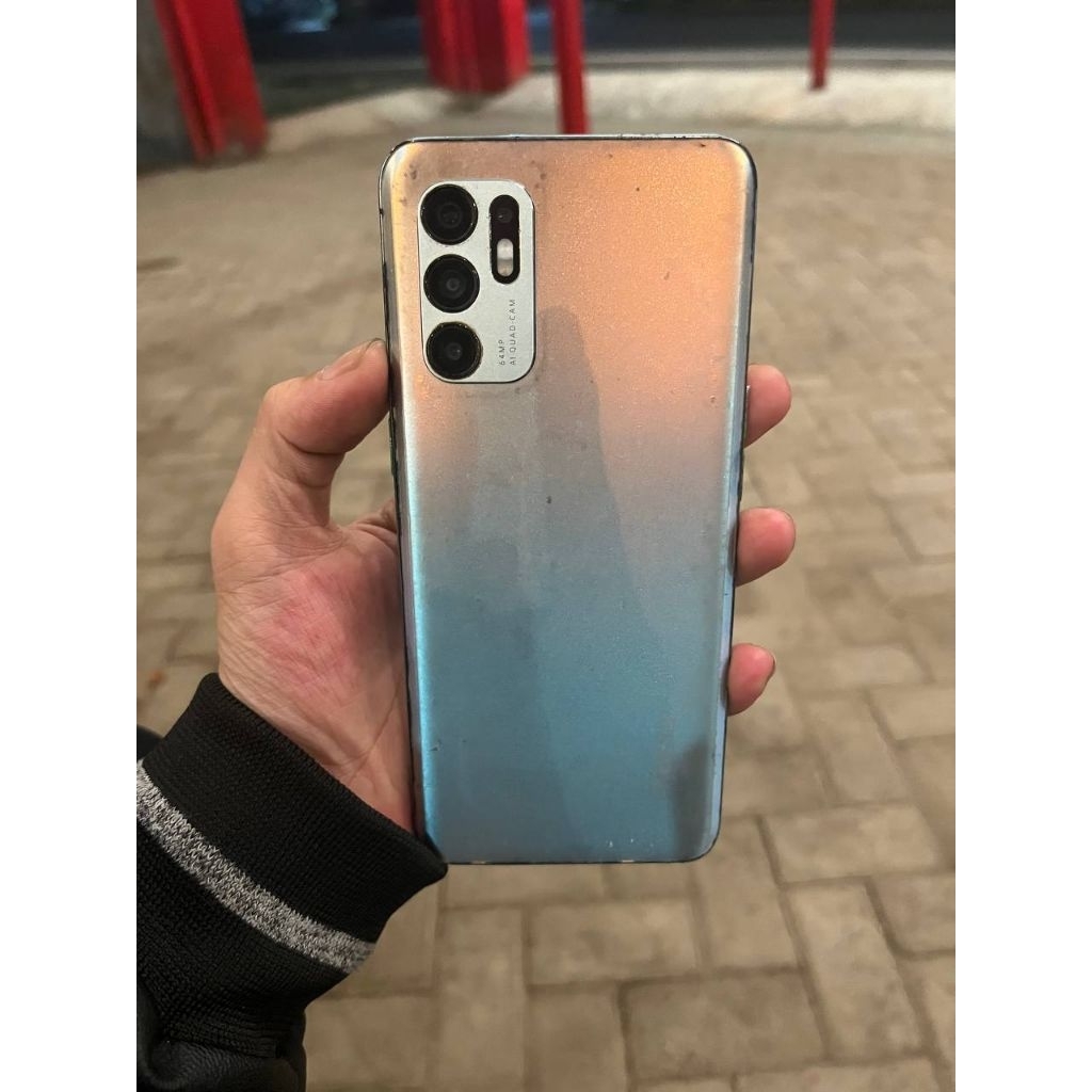 handphone Oppo Reno 6
